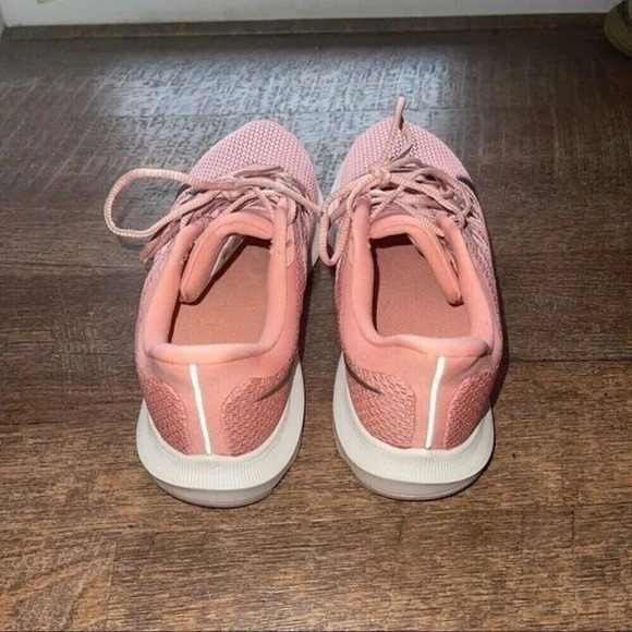 Nike Women’s Quest 2 Trail Running Shoes - Picture 5 of 6